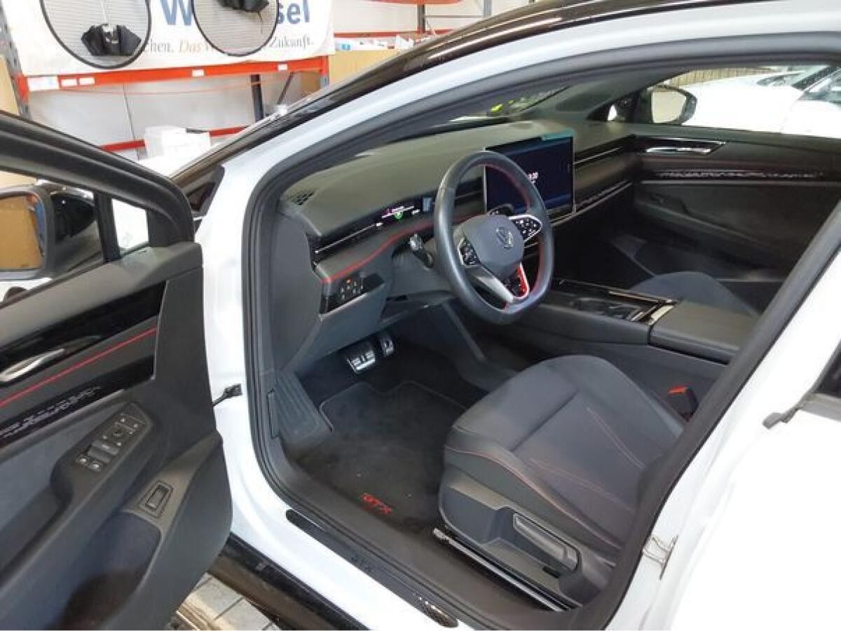 Volkswagen ID.7 Tourer GTX, PANO, AHK, KAMERA, IQ. DRIVE