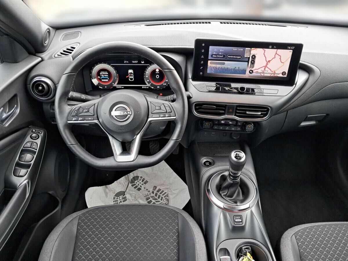 Nissan Juke Juke 1.0 DIG-T 114PS 6MT N-Connecta