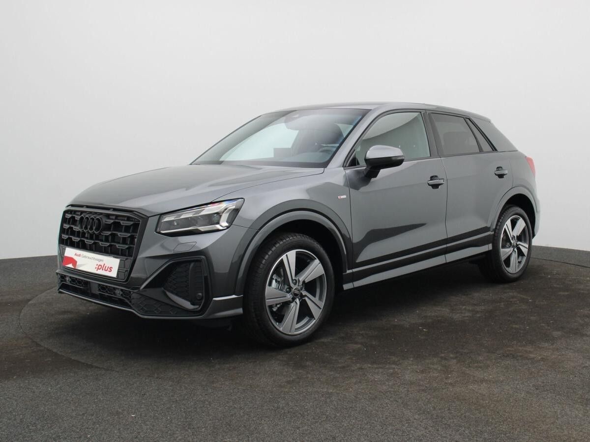 Audi Q2 S-Line 35 TFSI S-tronic / Navi+, Matrix, AHK