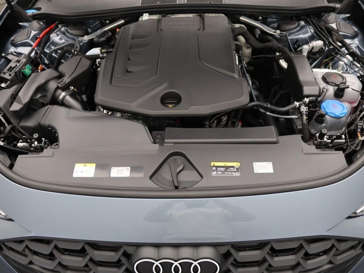 Audi A5 Avant e-hybrid quattro / Tech, MMI-Navi, LED+