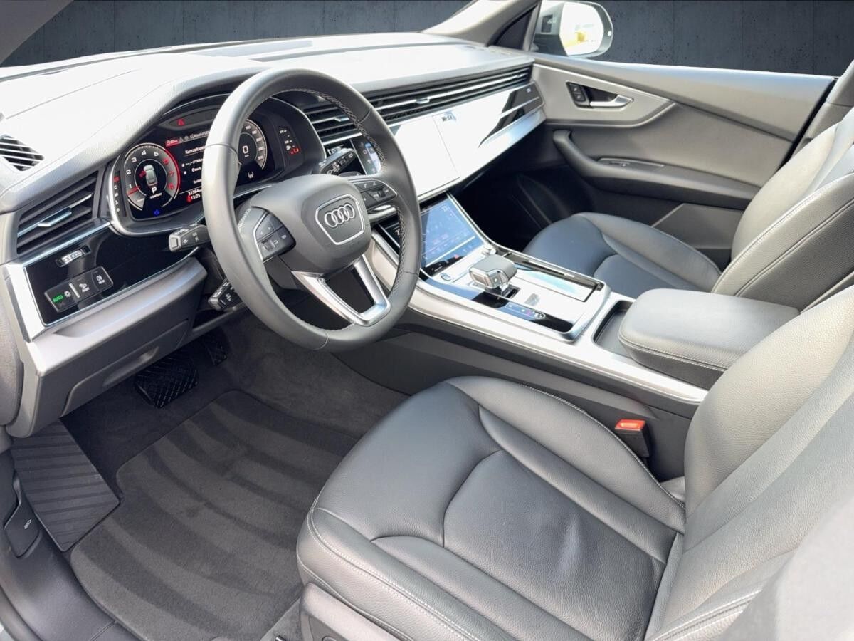 Audi Q8 SUV 55 TFSI qu. tiptr. Luft AHK HUD Matrix