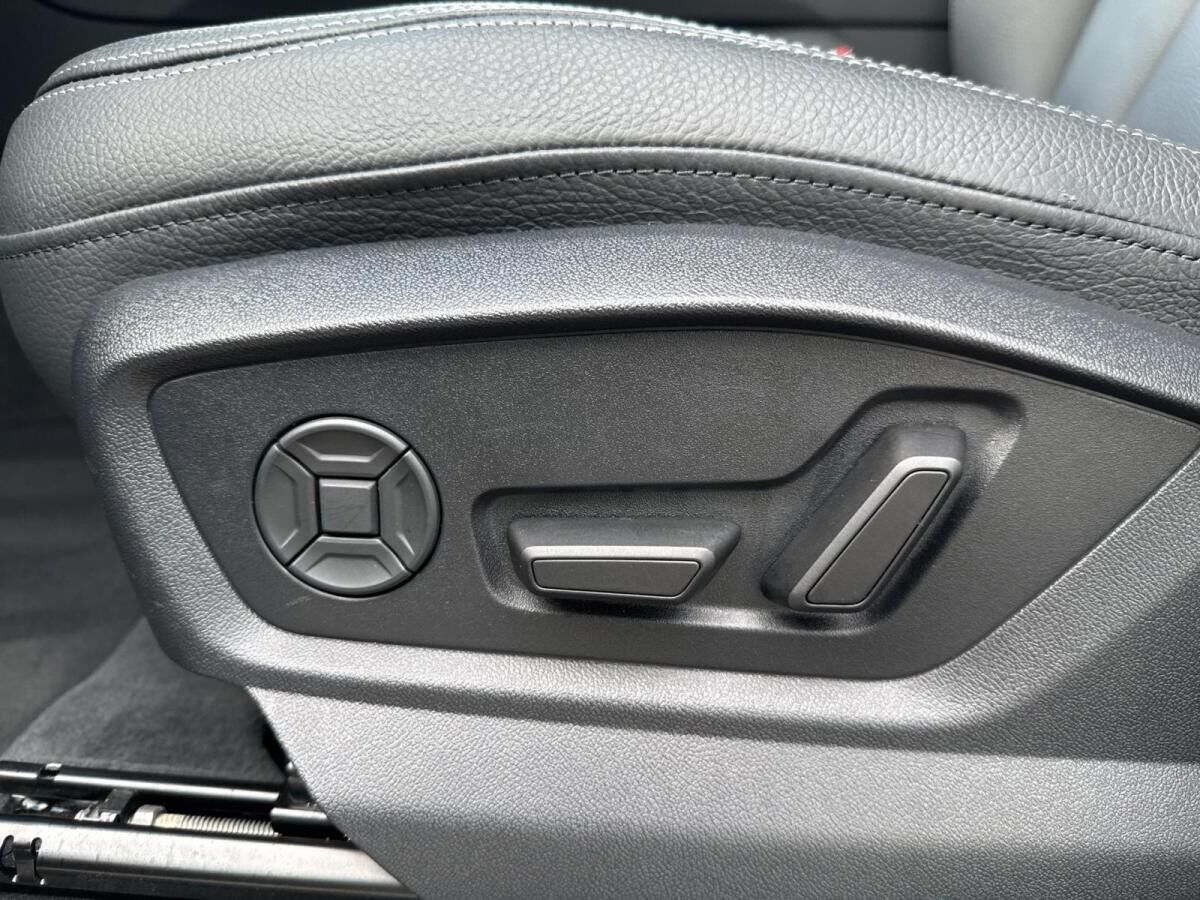 Audi Q8 SUV 55 TFSI qu. tiptr. Luft AHK HUD Matrix