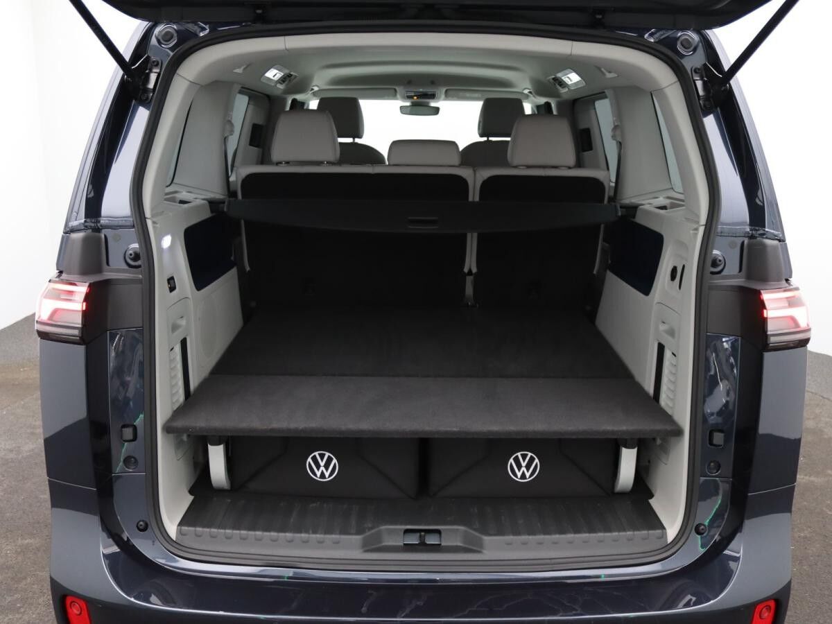 Volkswagen ID.Buzz Pro / Massage, Navi, Matrix, 360°, AHK