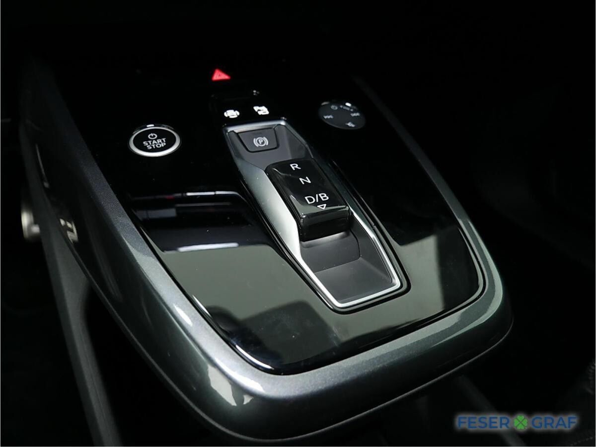 Audi Q4 e-tron 55 e-tron S line Int/LED/HuD/ACC/R-Kam