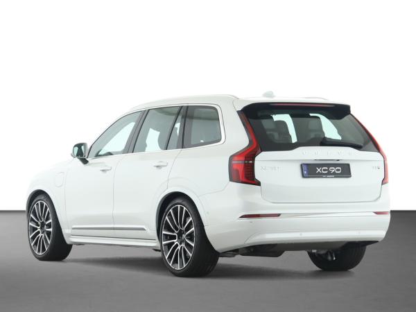Volvo XC90 T8/ Ultra Bright/ Luft/B&W/ 22"/SOFORT/0,5% Volvo XC90 T8/ Ultra Bright/ Luft/B&W/ 22"/SOFORT/0,5%