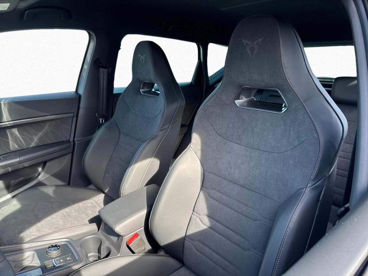 Cupra Ateca VZ300 DSG 4Drive AHK|SHZ|-Plus