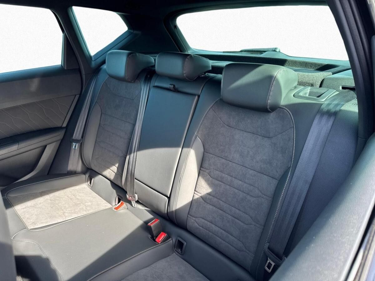 Cupra Ateca VZ300 DSG 4Drive AHK|SHZ|-Plus