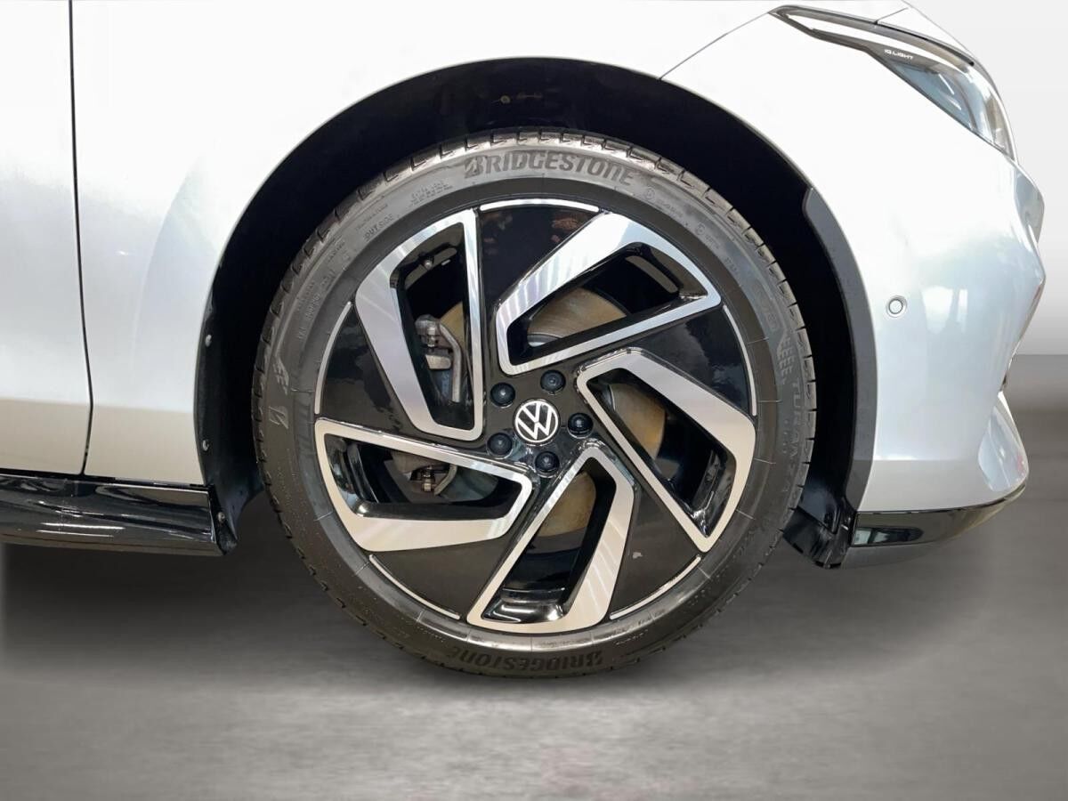 Volkswagen ID.7 Tourer Pro ACC AHK AUT Akustikglas HUD