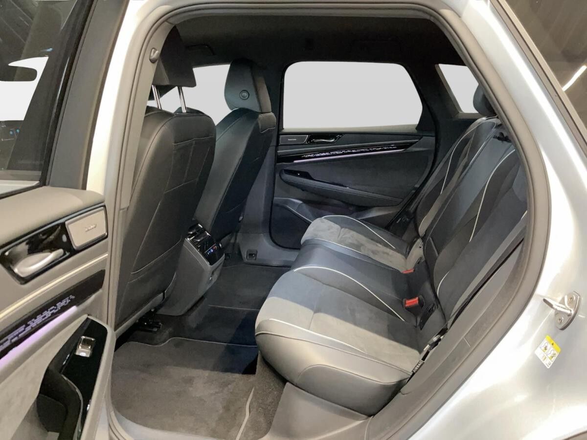 Volkswagen ID.7 Tourer Pro ACC AHK AUT Akustikglas HUD