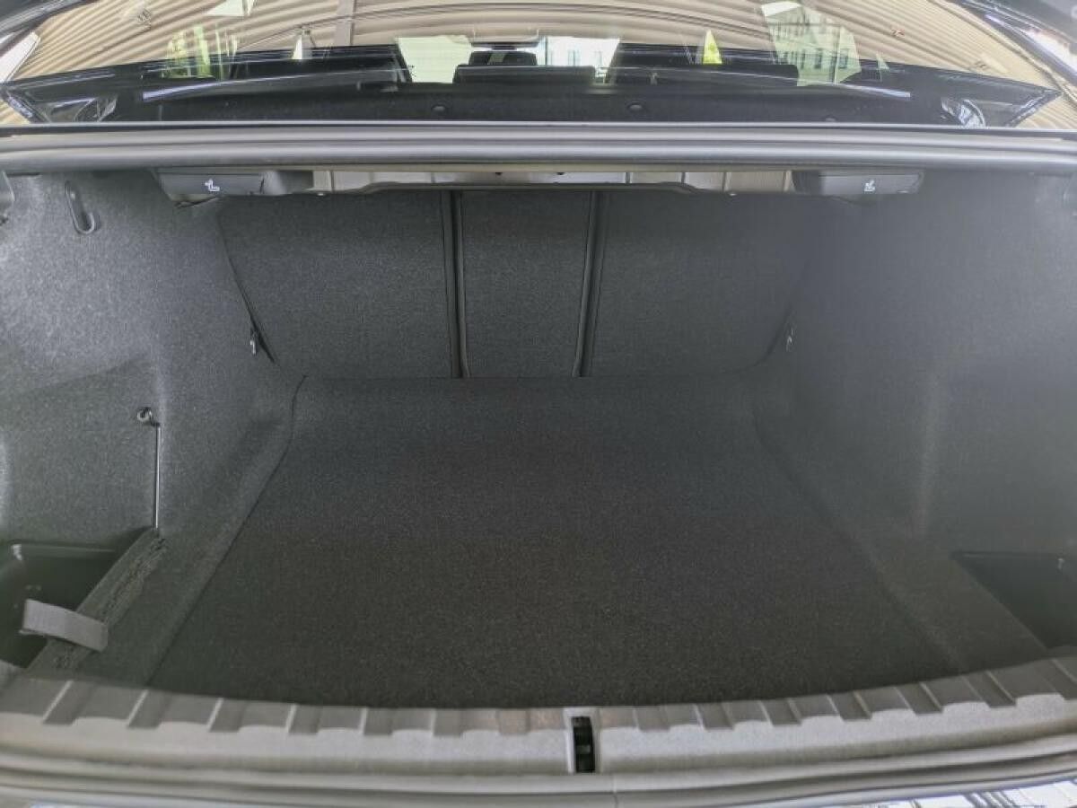 BMW M3 Competition Limousine - SEHR GUTE TOP KONDITIONEN + 1000€ GUTSCHEIN. SOFORT ZUSCHALGEN