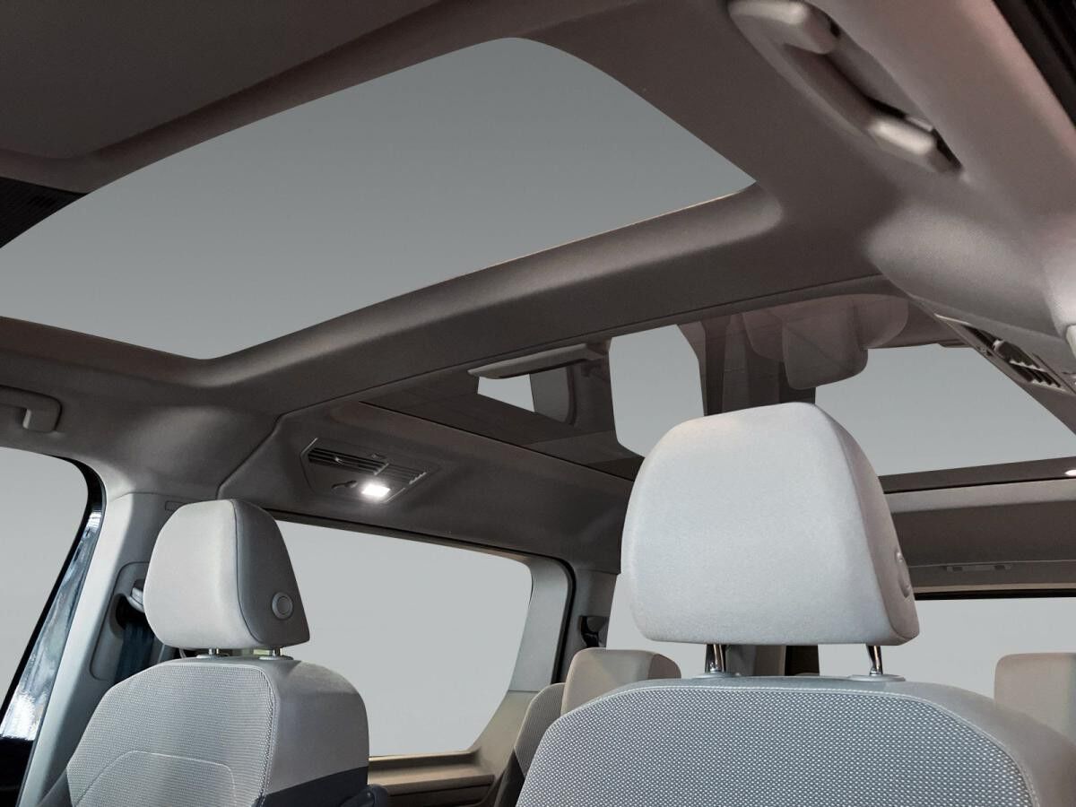 Volkswagen Multivan 2.0 TSI Life DSG Navi Panorama LED