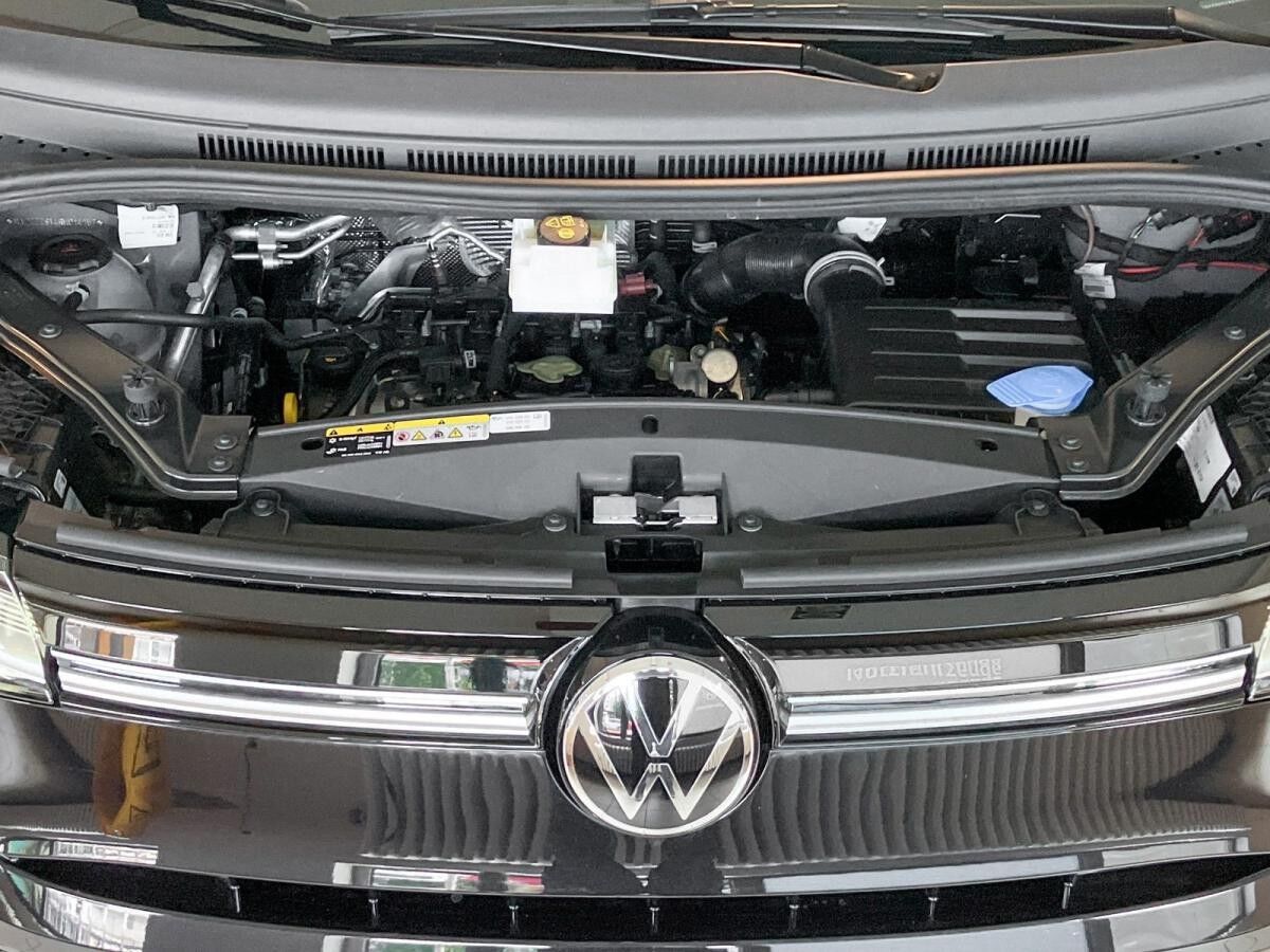 Volkswagen Multivan 2.0 TSI Life DSG Navi Panorama LED