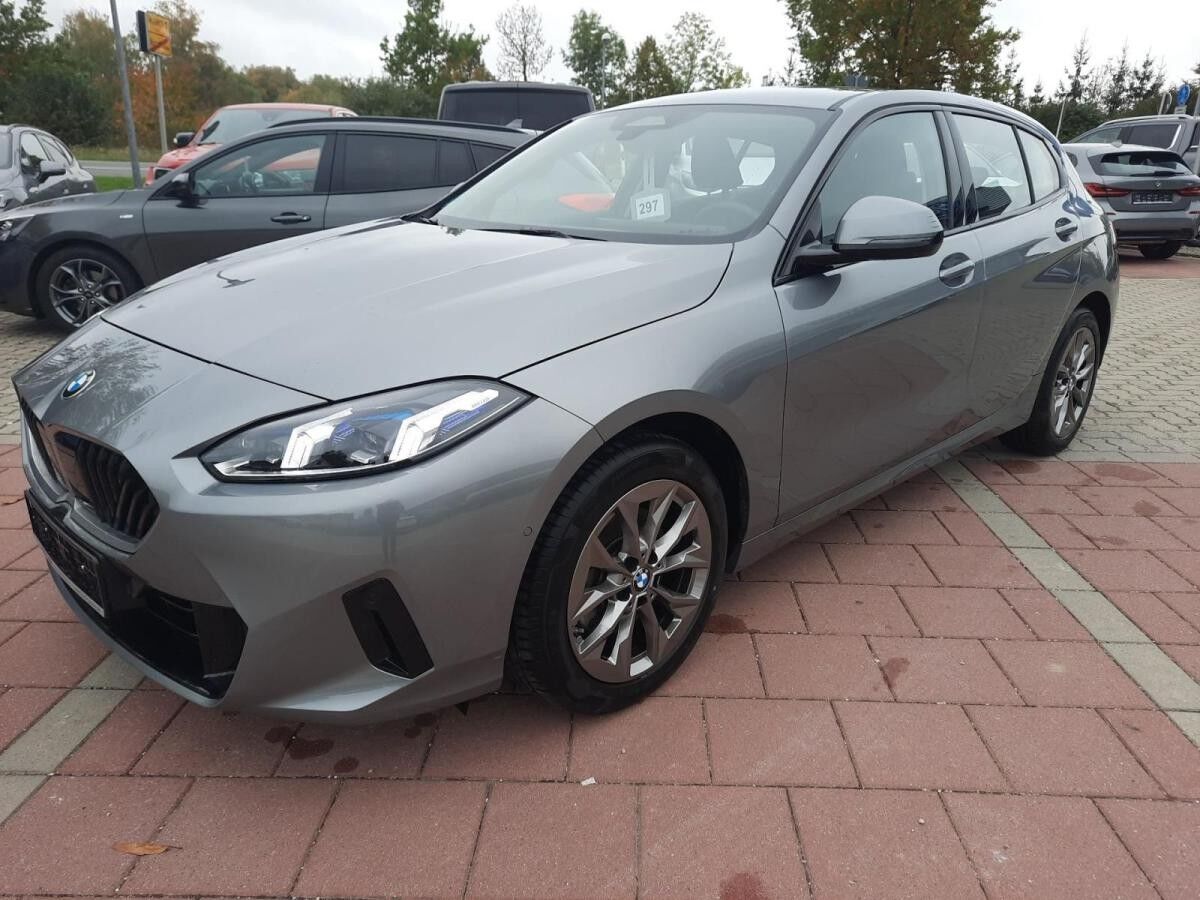 BMW 118 d Navi RFK LED Komfortzugang