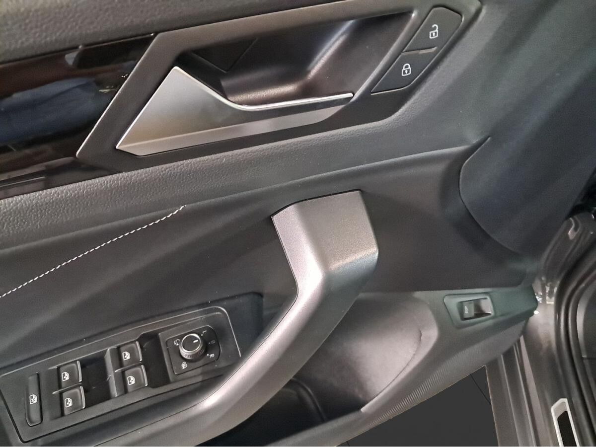 Volkswagen T-Roc R-Line 2.0 TDI 4MOTION DSG *TOP LEASING*