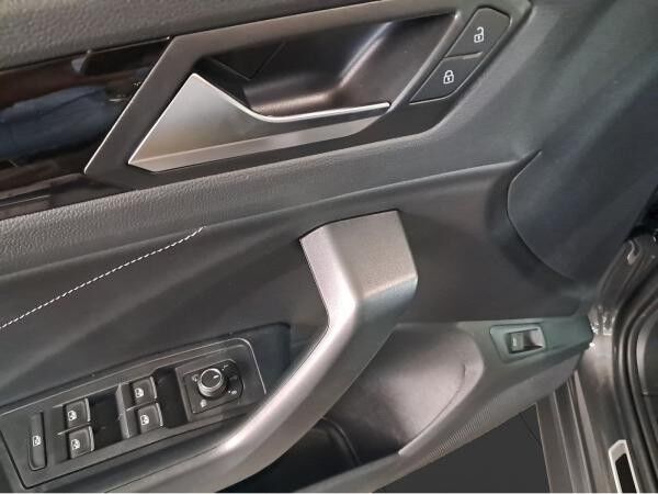 Volkswagen T-Roc R-Line 2.0 TDI 4MOTION DSG *TOP LEASING*