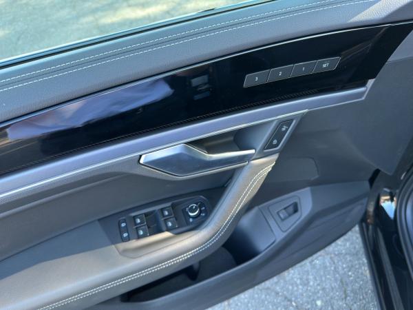 Volkswagen Touareg R-Line 3.0 TDI 4MOTION R LINE