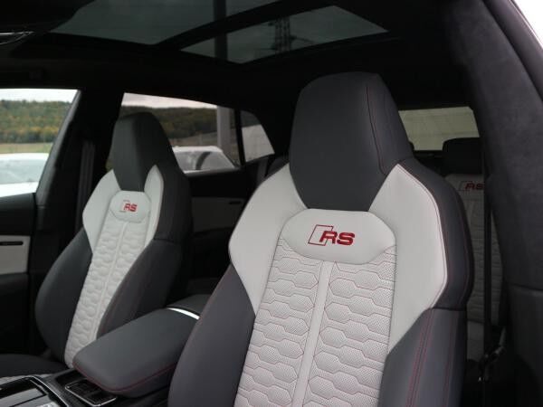 Audi RS Q8 SUV performance*NIMBUSGRAU*EXCLUSIVE*