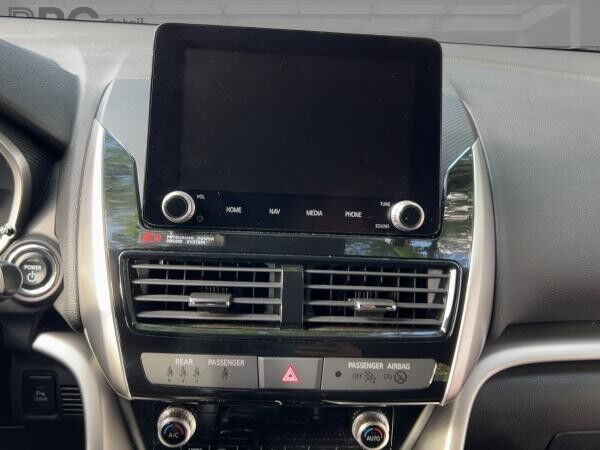 Mitsubishi Eclipse Cross Plus Black 2.4 PHEV Kamera Sitzhzg