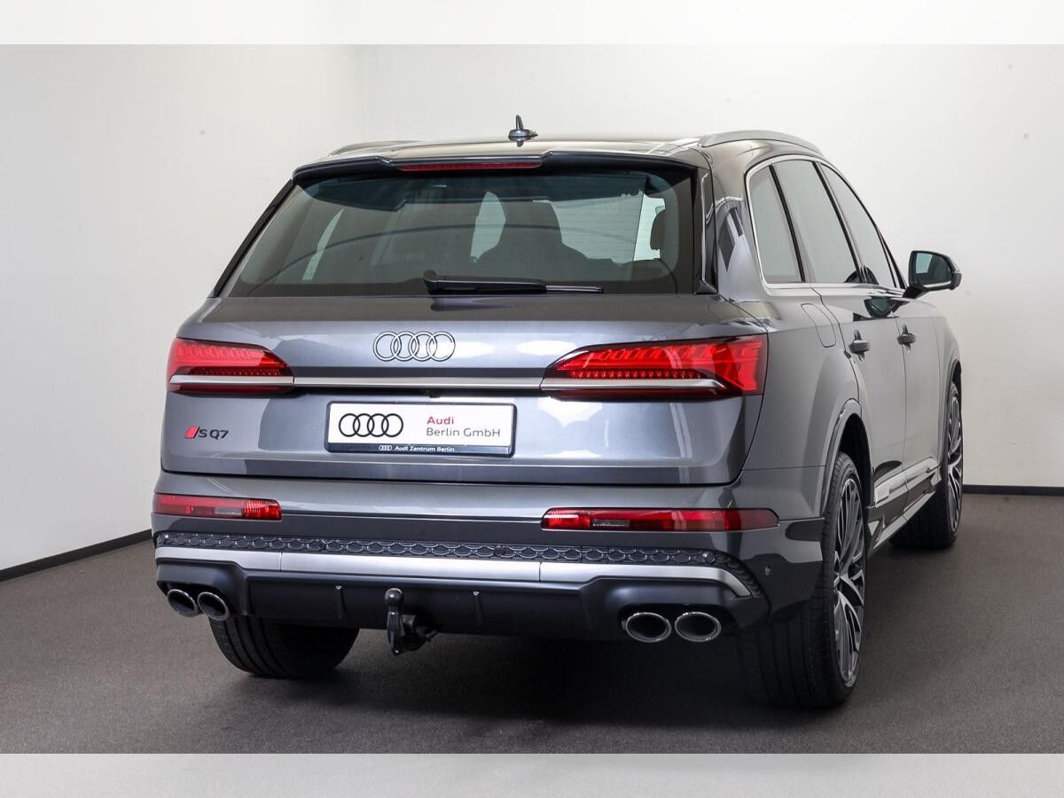 Audi SQ7 SUV TFSI tiptronic