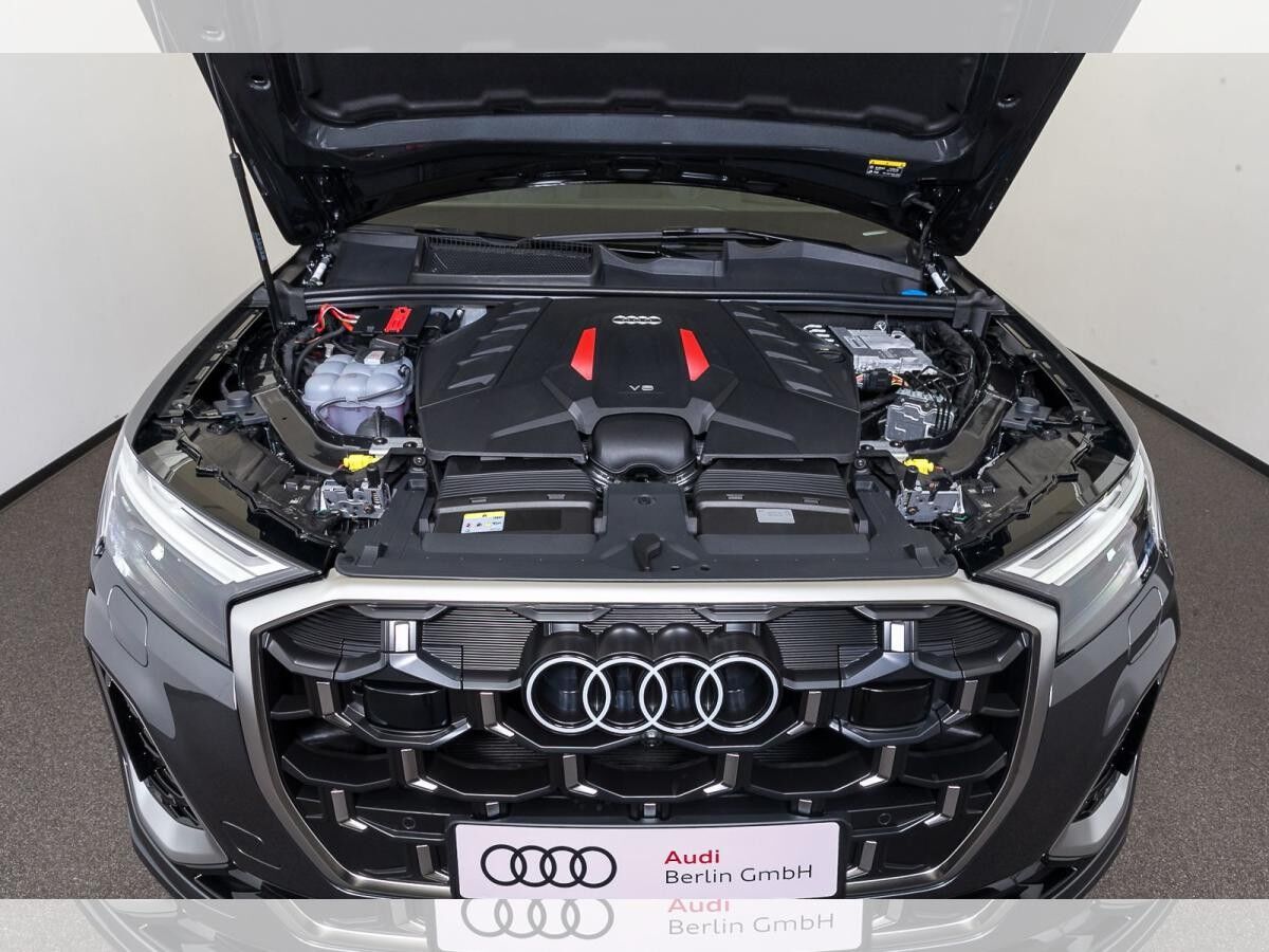 Audi SQ7 SUV TFSI tiptronic