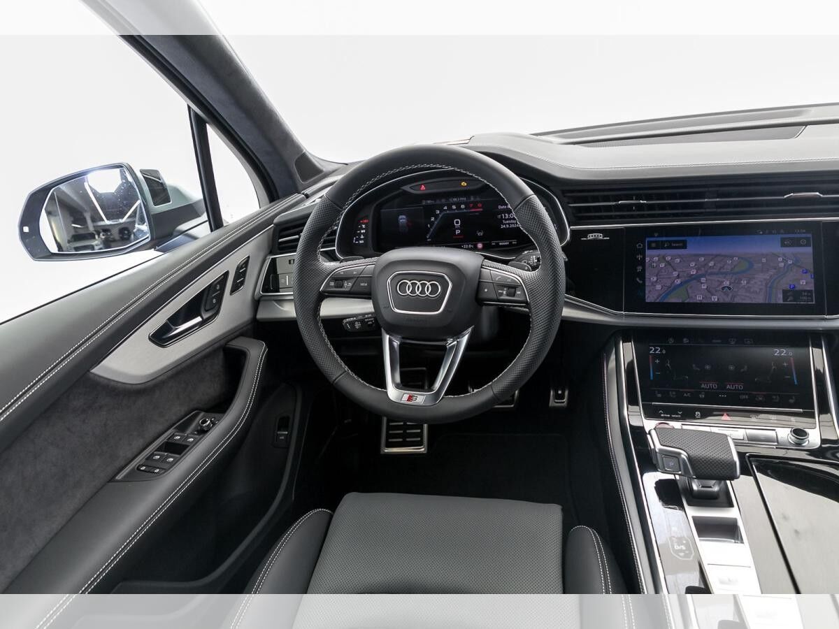 Audi SQ7 SUV TFSI tiptronic
