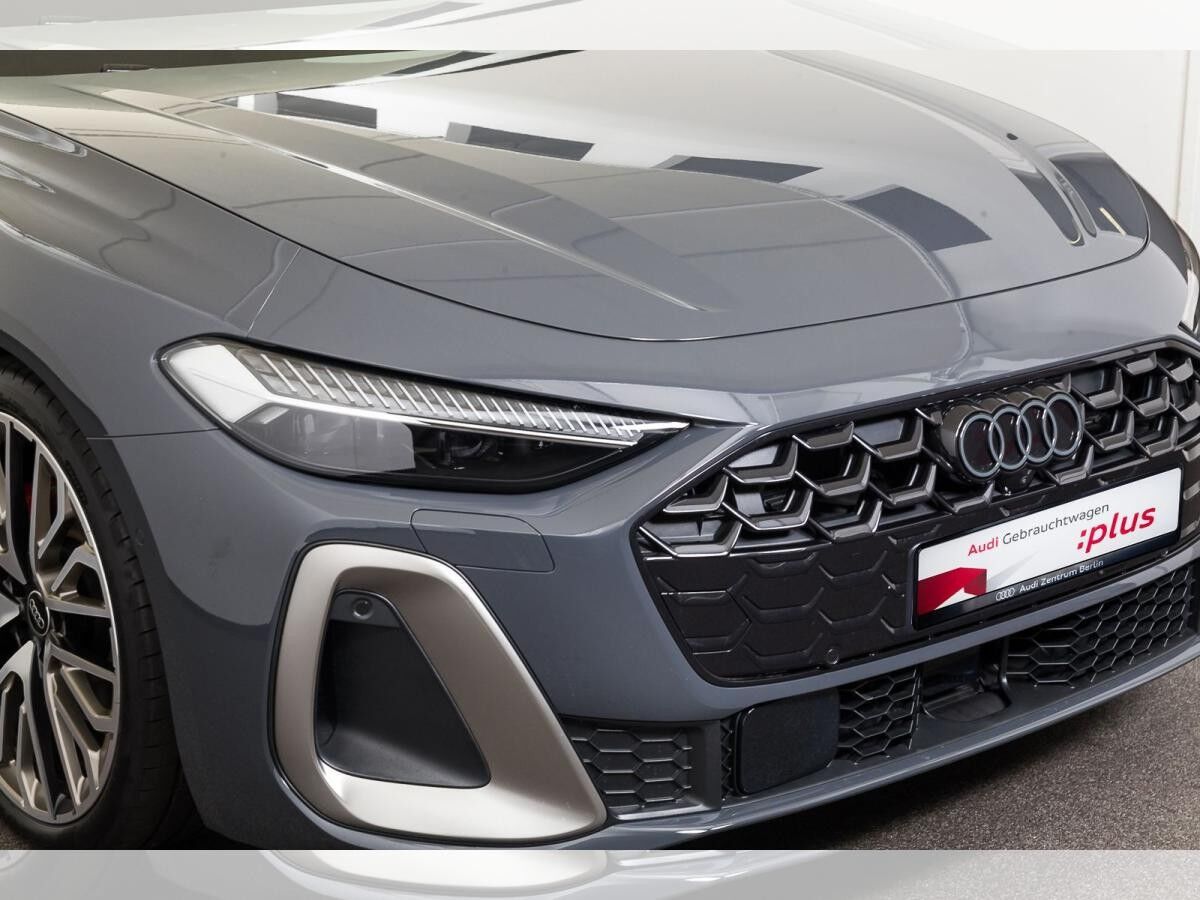 Audi A5 Limousine TFSI quattro S tronic Audi A5 Limousine TFSI quattro S tronic