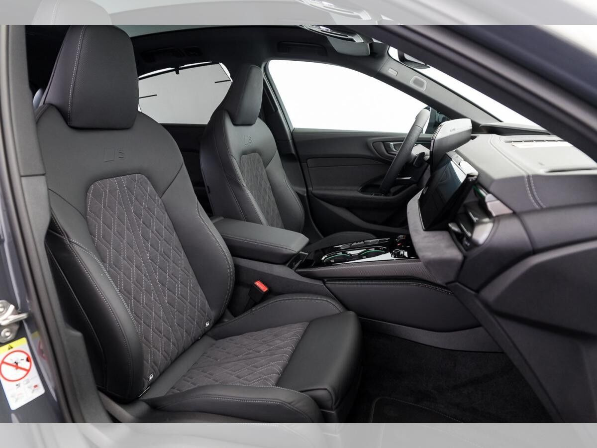 Audi A5 Limousine TFSI quattro S tronic Audi A5 Limousine TFSI quattro S tronic