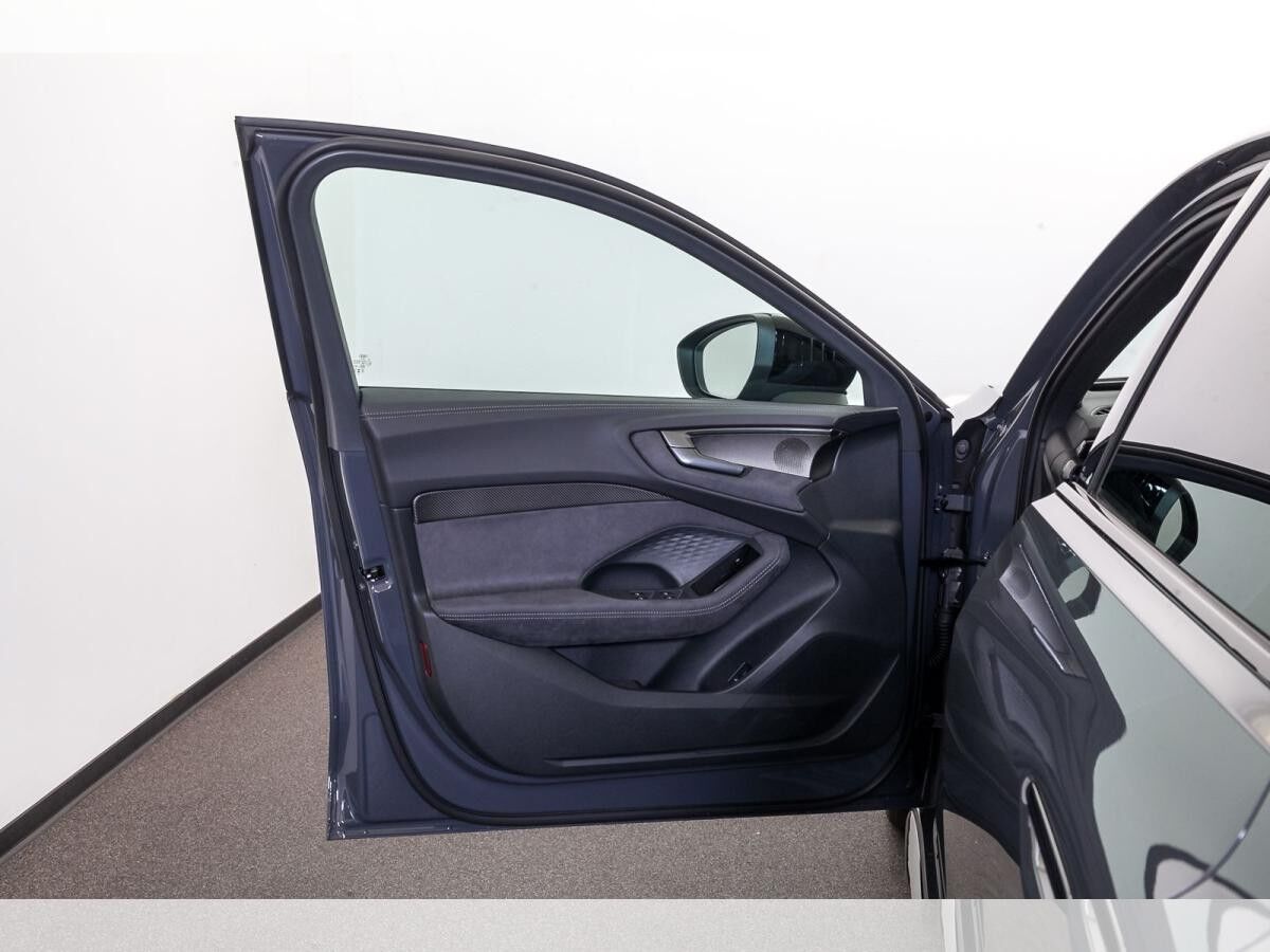 Audi A5 Limousine TFSI quattro S tronic Audi A5 Limousine TFSI quattro S tronic