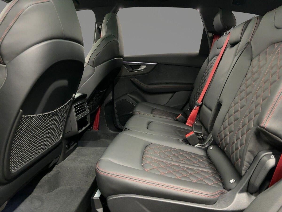 Audi Q7 S line TDI quattro tiptronic
