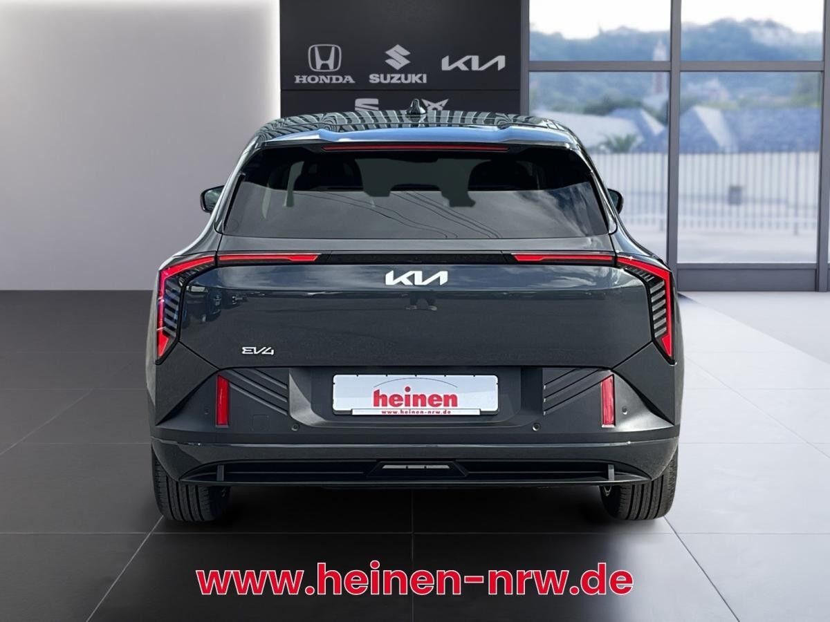 Kia EV4 EARTH 81 KWH WÄRMEPUMPE GLASDACH SOUND-PAKET 19ZOLL
