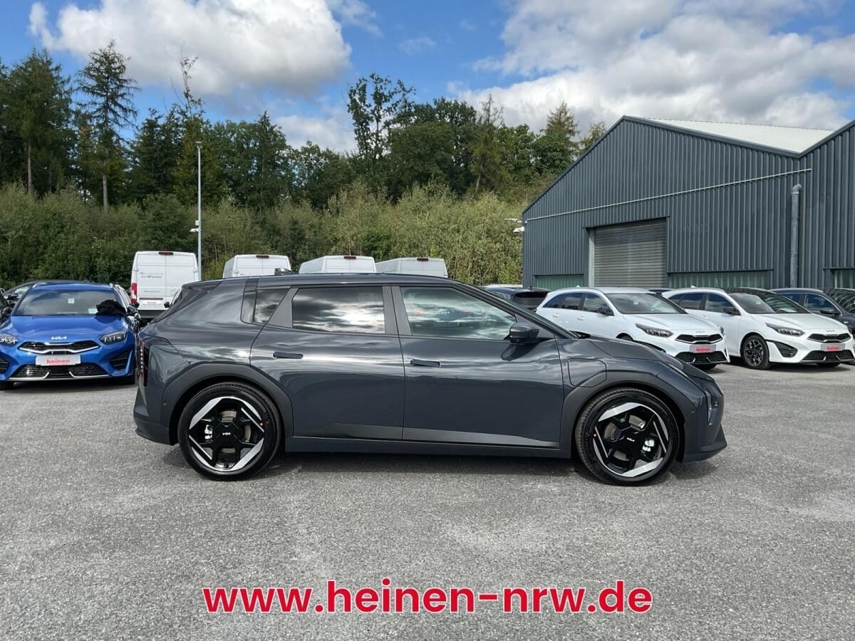 Kia EV4 EARTH 81 KWH WÄRMEPUMPE GLASDACH SOUND-PAKET 19ZOLL