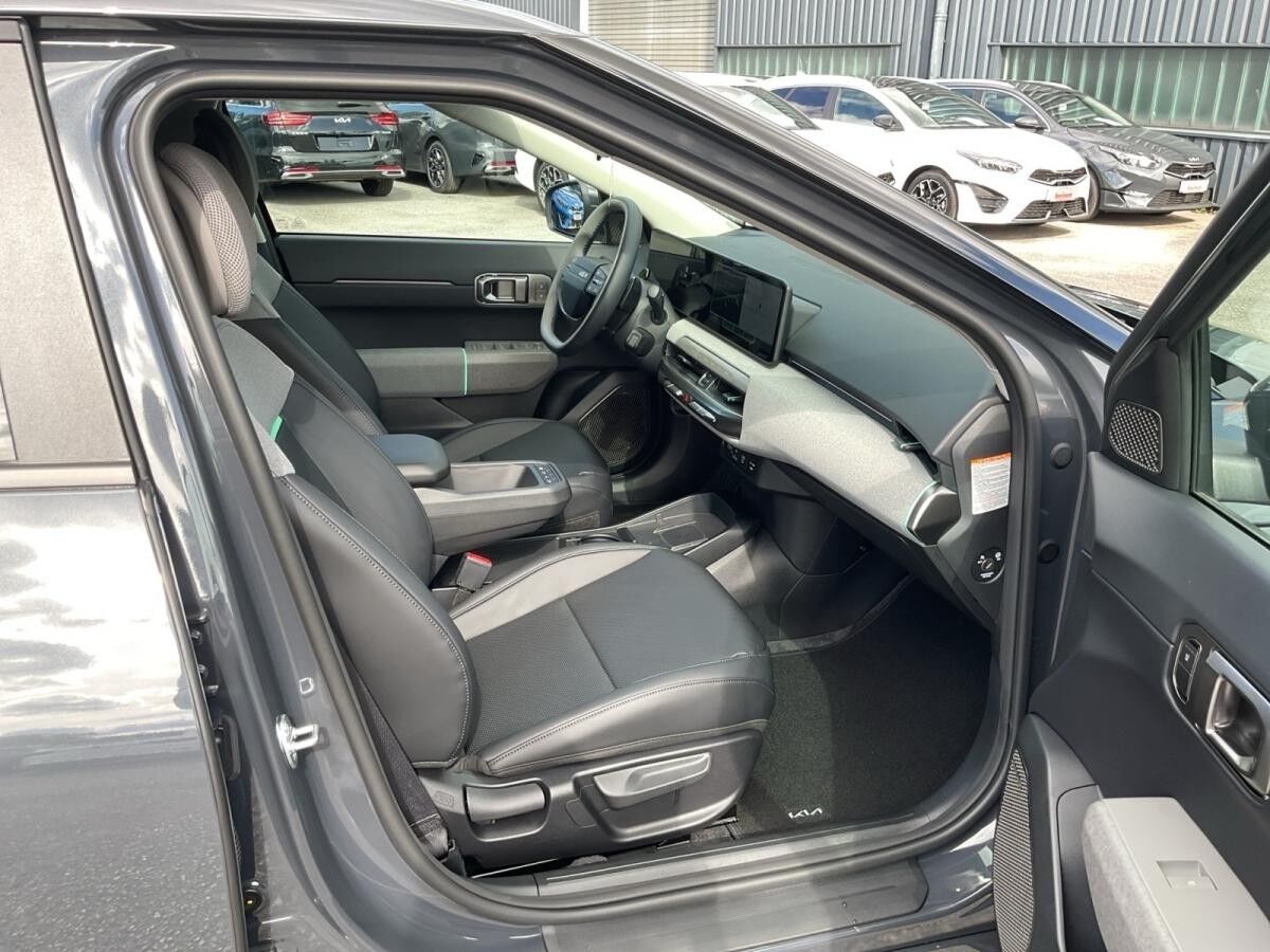 Kia EV4 EARTH 81 KWH WÄRMEPUMPE GLASDACH SOUND-PAKET 19ZOLL