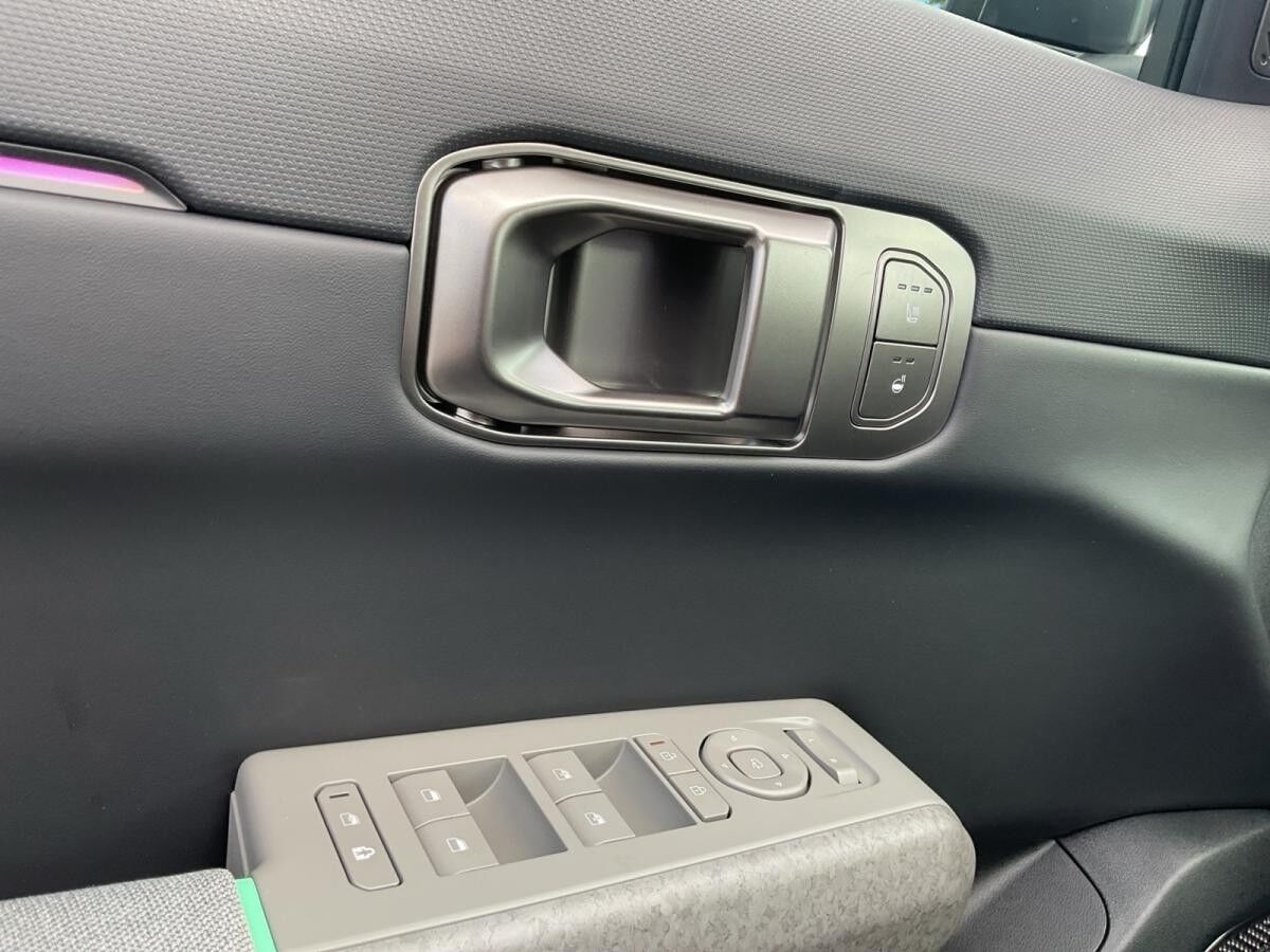 Kia EV4 EARTH 81 KWH WÄRMEPUMPE GLASDACH SOUND-PAKET 19ZOLL