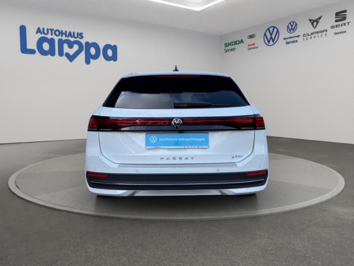 Volkswagen Passat Business 1.5 eTSI DSG ACC, AHK, NAVI, SHZ