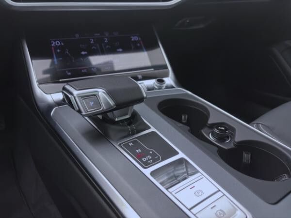 Audi A6 Avant 50 TDI Q S LINE MATRIX NAVI PANO AHK