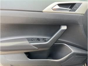 Volkswagen Taigo 1,0 TSI Life NAVI/LED/Klima/PDC/Sitzheizung vo./Garantie bis 06.29/u.v.m.