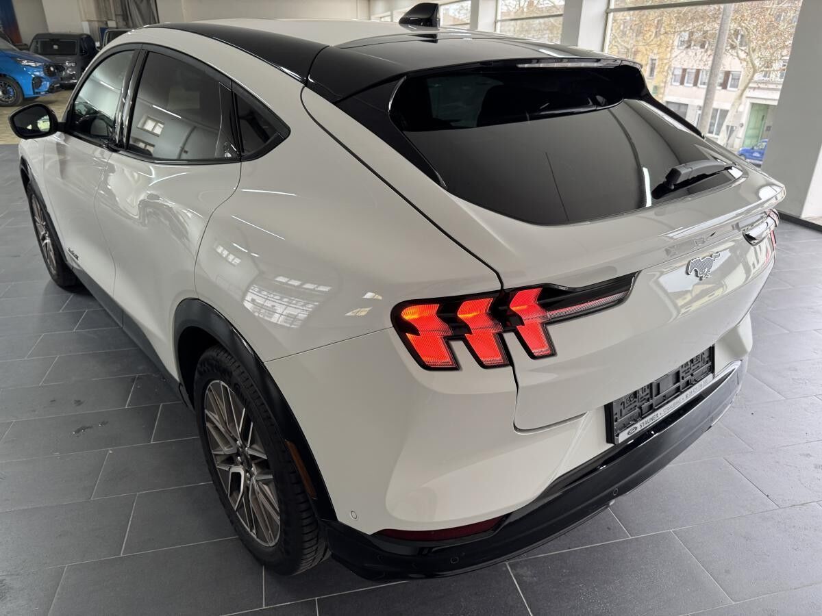 Ford Mustang Mach-E Premium 88kWh RWD AKTION