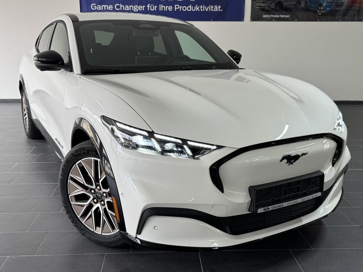Ford Mustang Mach-E Premium 88kWh RWD AKTION