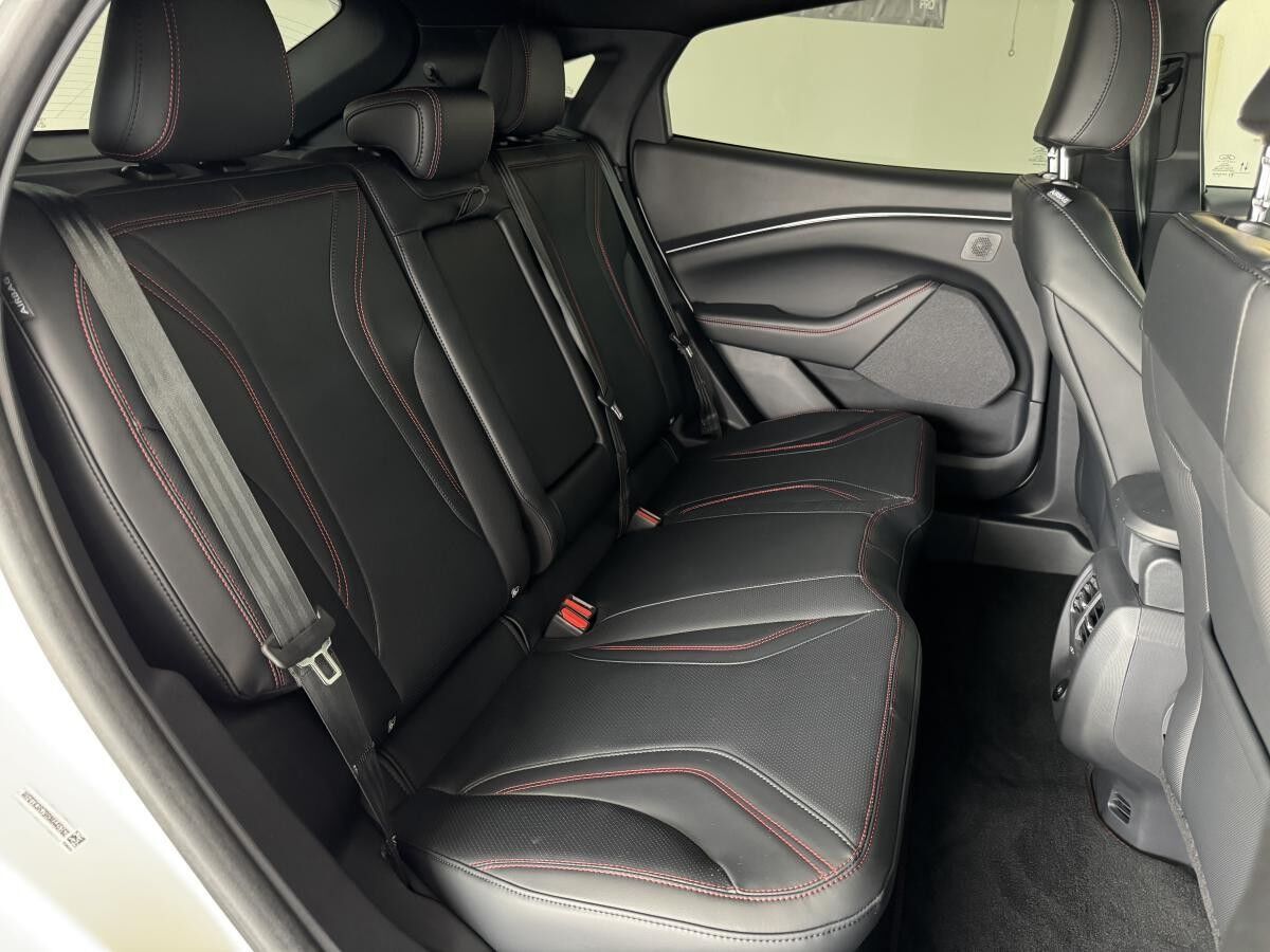 Ford Mustang Mach-E Premium 88kWh RWD AKTION