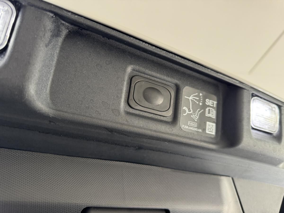 Ford Mustang Mach-E Premium 88kWh RWD AKTION