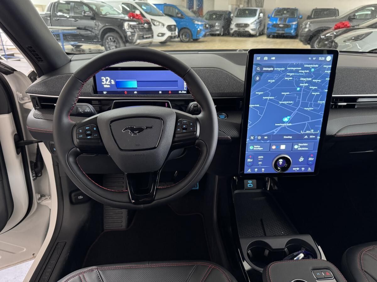 Ford Mustang Mach-E Premium 88kWh RWD AKTION