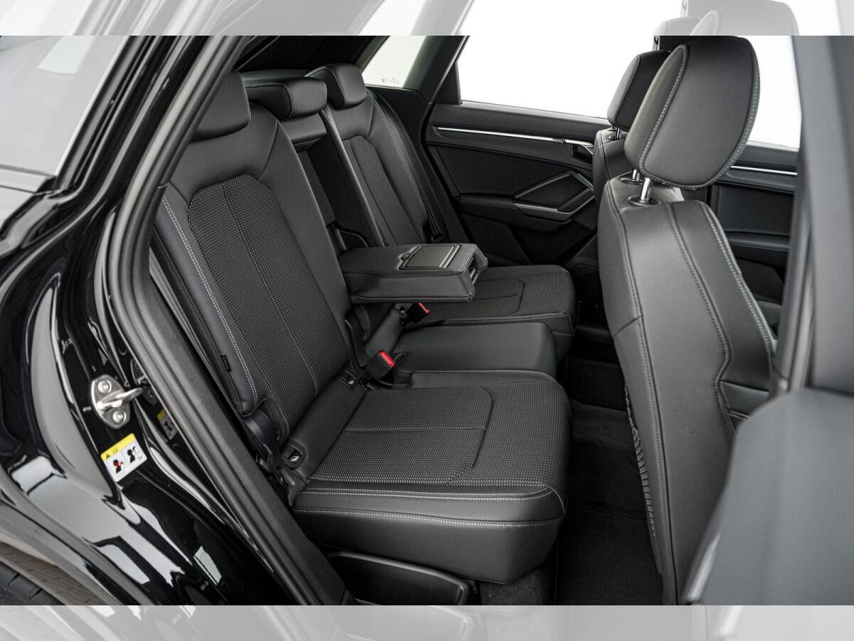 Audi Q3 S line 45 TFSI quattro S tronic
