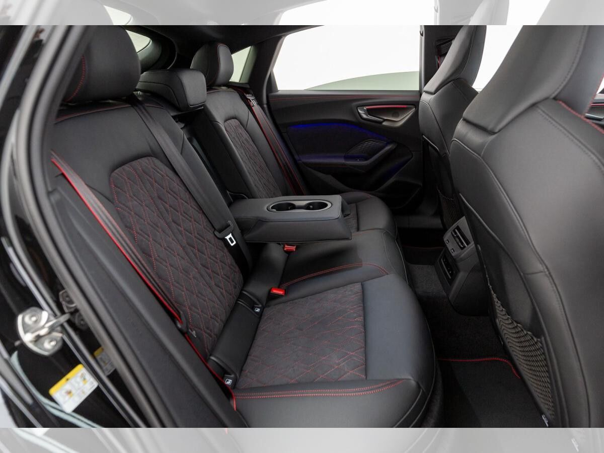 Audi A5 Limousine TDI quattro S tronic Audi A5 Limousine TDI quattro S tronic