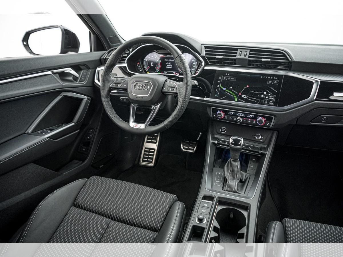 Audi Q3 S line 45 TFSI quattro S tronic