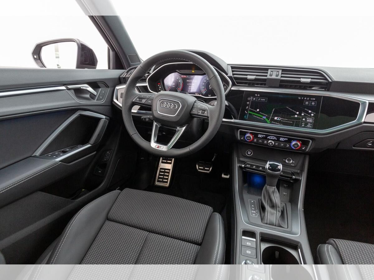Audi Q3 S line 45 TFSI quattro S tronic