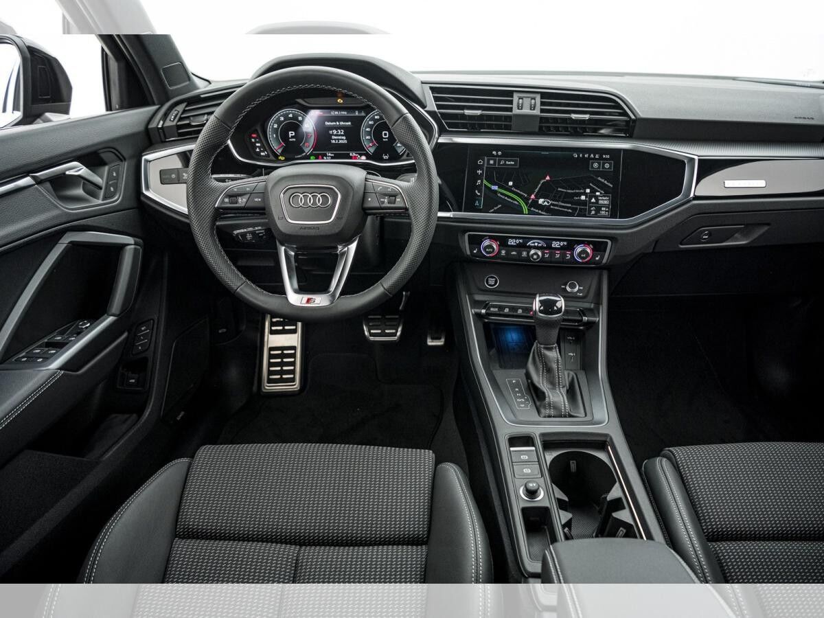 Audi Q3 S line 45 TFSI quattro S tronic