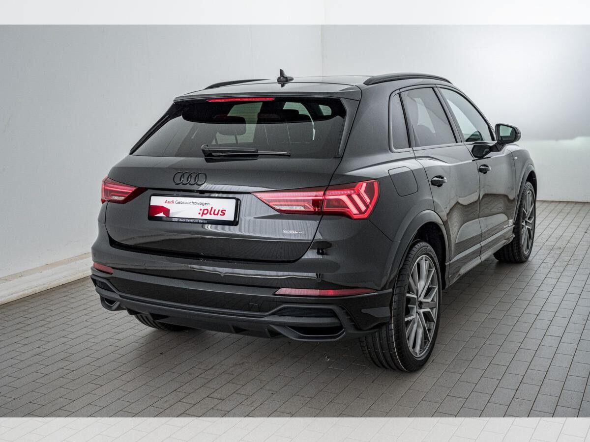 Audi Q3 S line 40 TFSI quattro S tronic