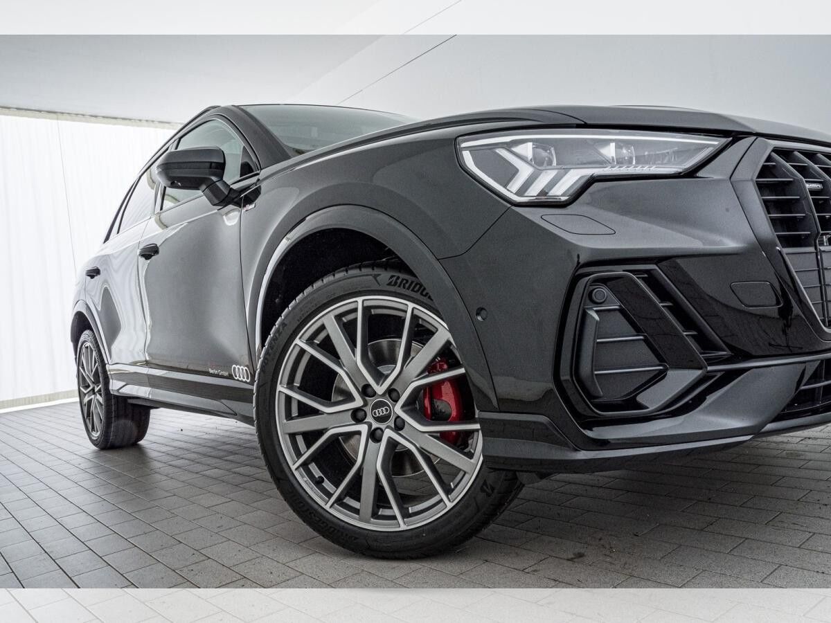Audi Q3 S line 40 TFSI quattro S tronic