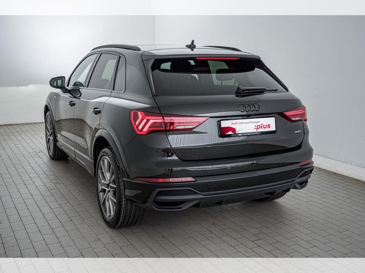 Audi Q3 S line 40 TFSI quattro S tronic