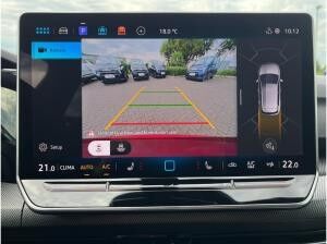 Volkswagen Golf 1.5 eTSI OPF, R-Line, DSG *SOFORT VERFÜGBAR*